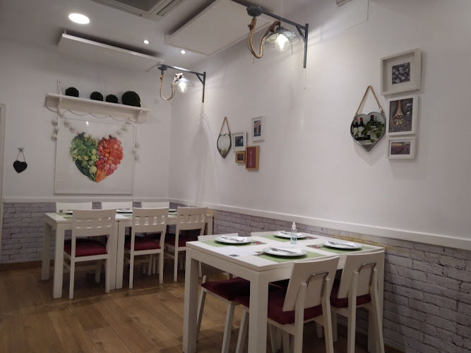 Barra y Mesa Taberna — Restaurant
